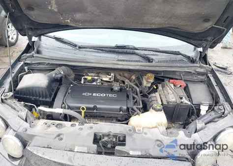 2015 Chevrolet Sonic Lt Auto z USA, uszkodzony, nr VIN 1G1JC5SH2F4115771